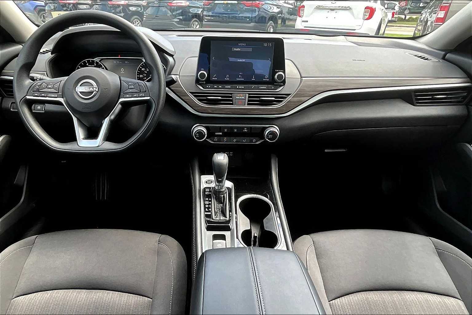 2023 Nissan Altima 2.5 SV - Photo 21