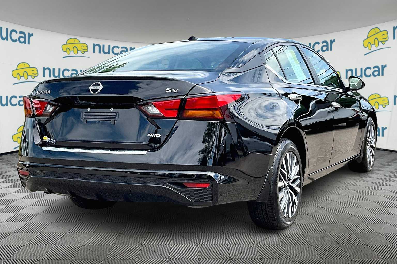 2023 Nissan Altima 2.5 SV - Photo 6