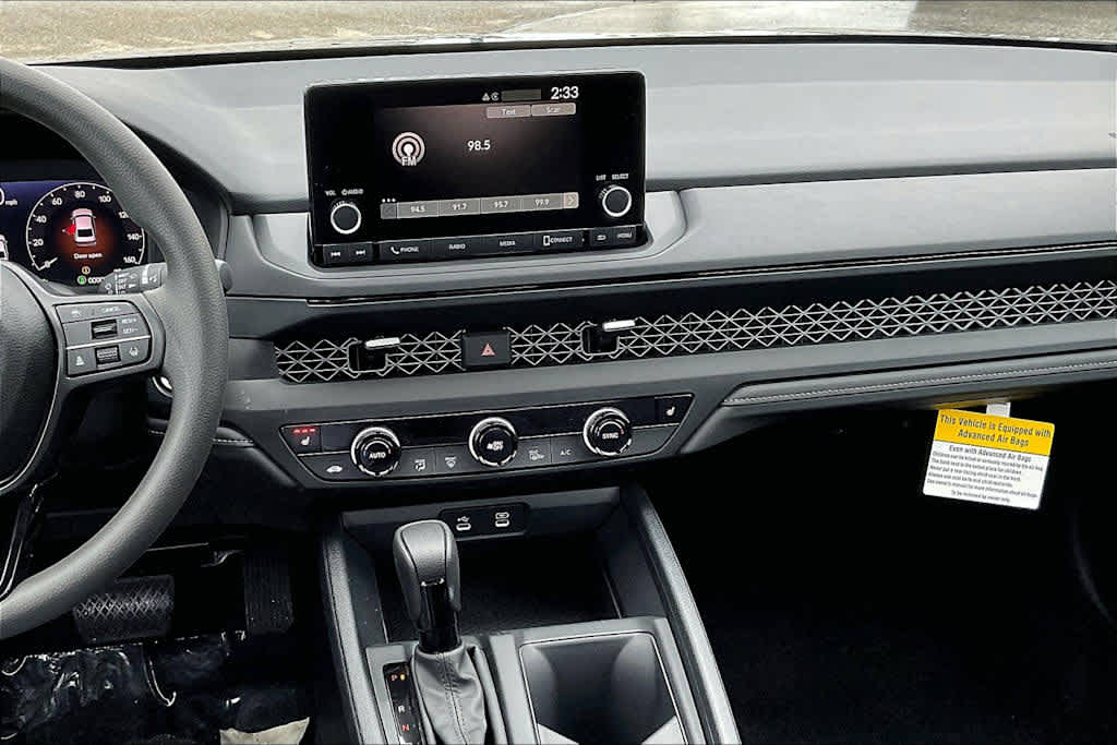 2025 Honda Accord SE - Photo 13