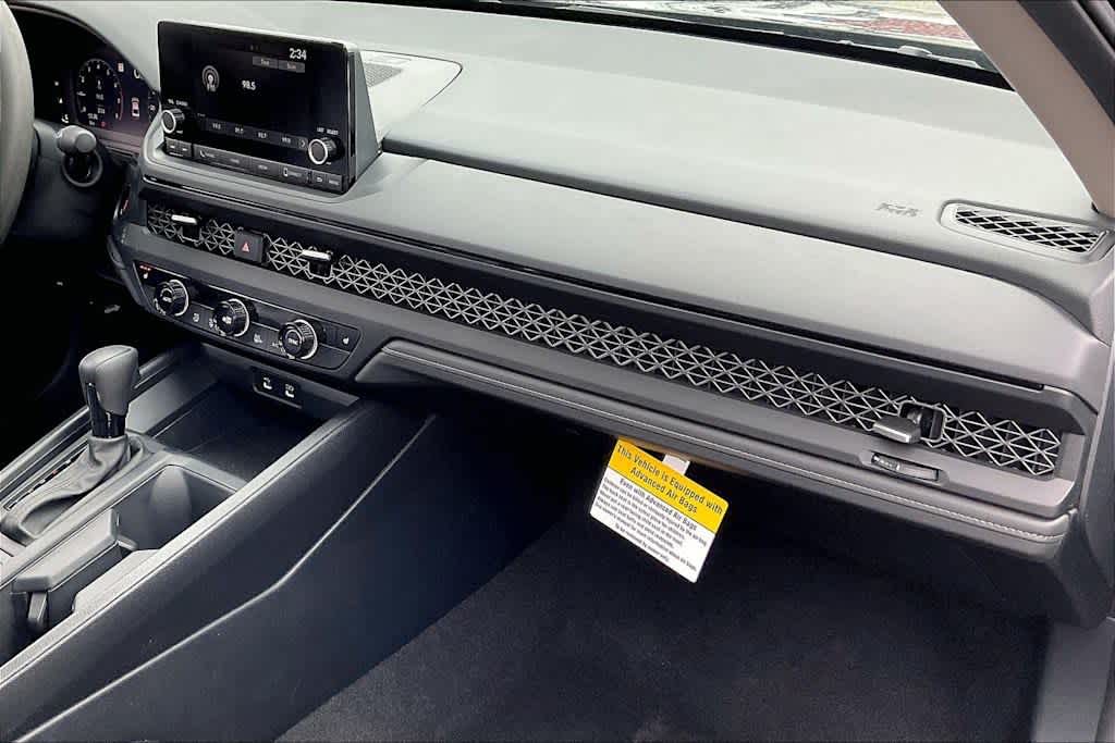 2025 Honda Accord SE - Photo 10