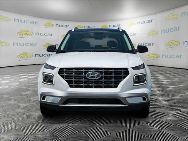 2025 Hyundai Venue Limited - Photo 13