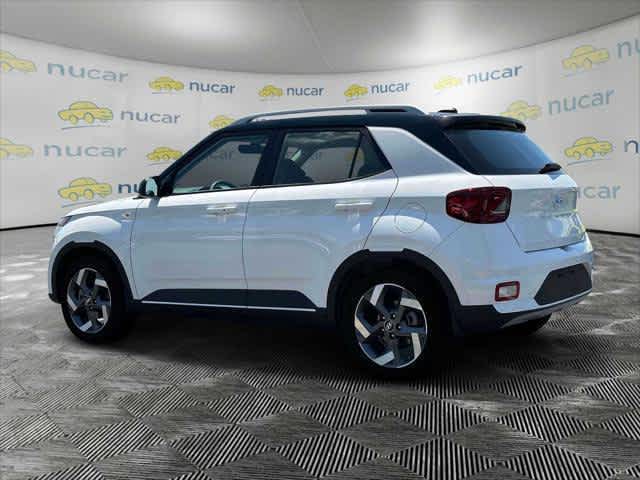 2025 Hyundai Venue Limited - Photo 6