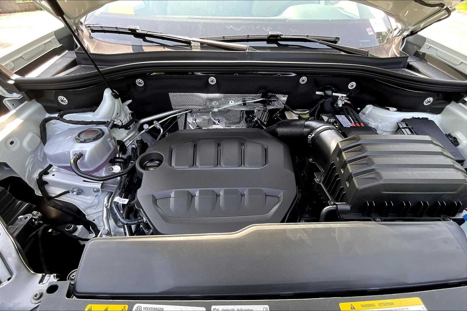 2025 Volkswagen Atlas 2.0T SE w/Technology - Photo 16