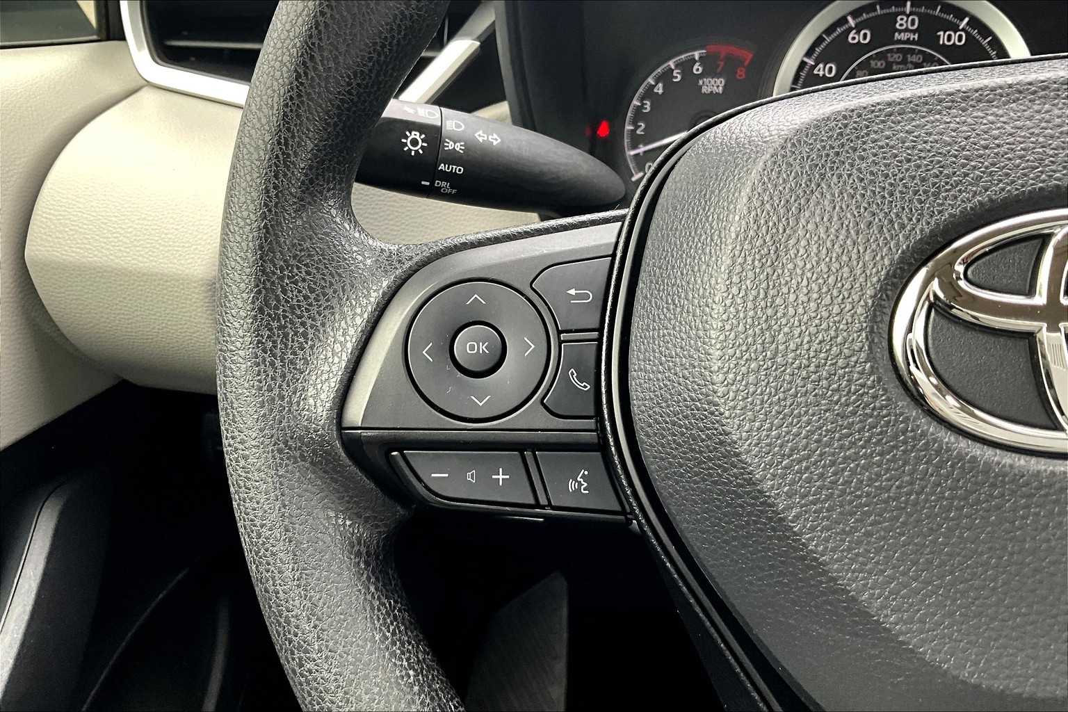 2022 Toyota Corolla LE - Photo 23