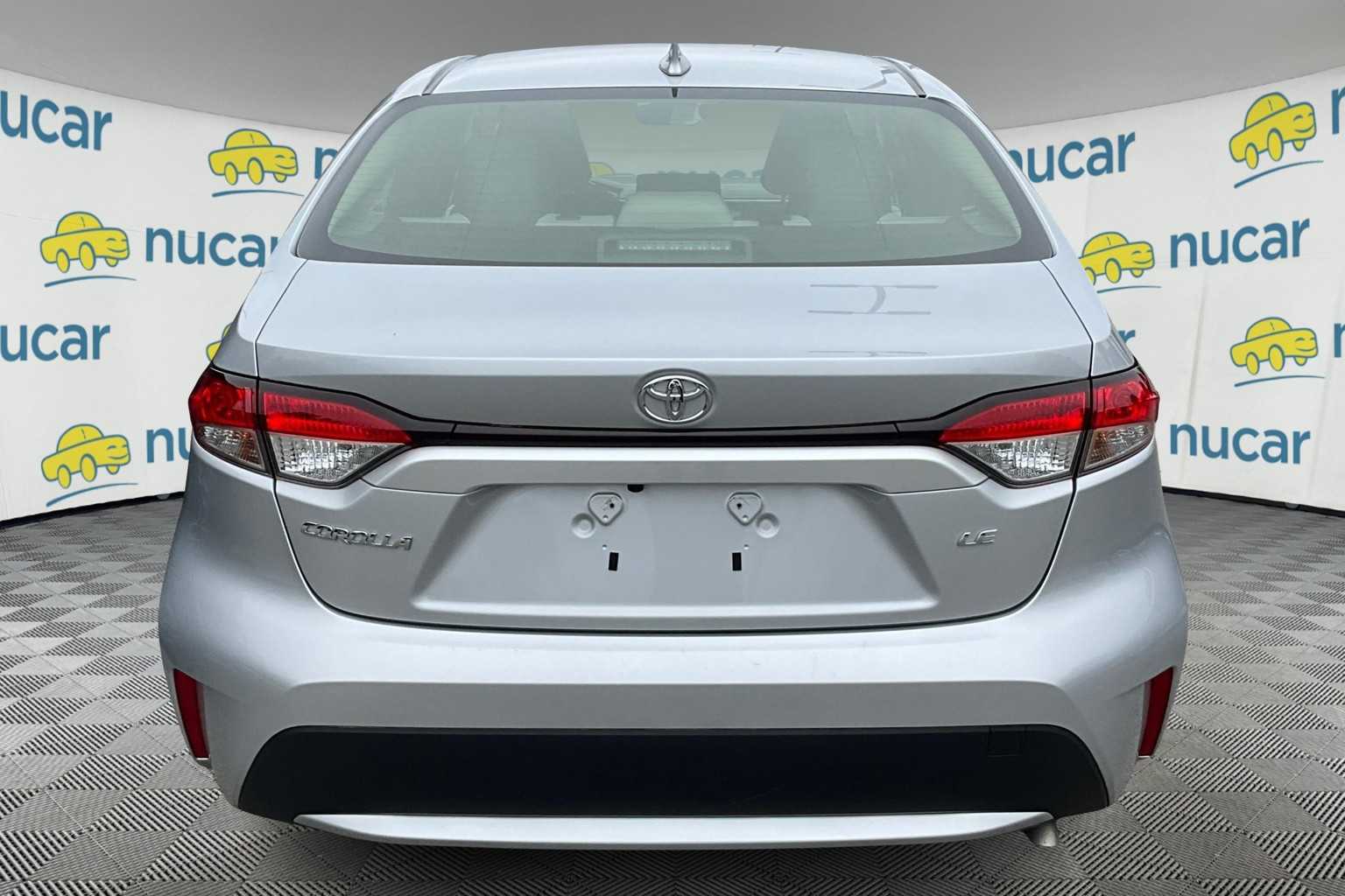 2022 Toyota Corolla LE - Photo 3