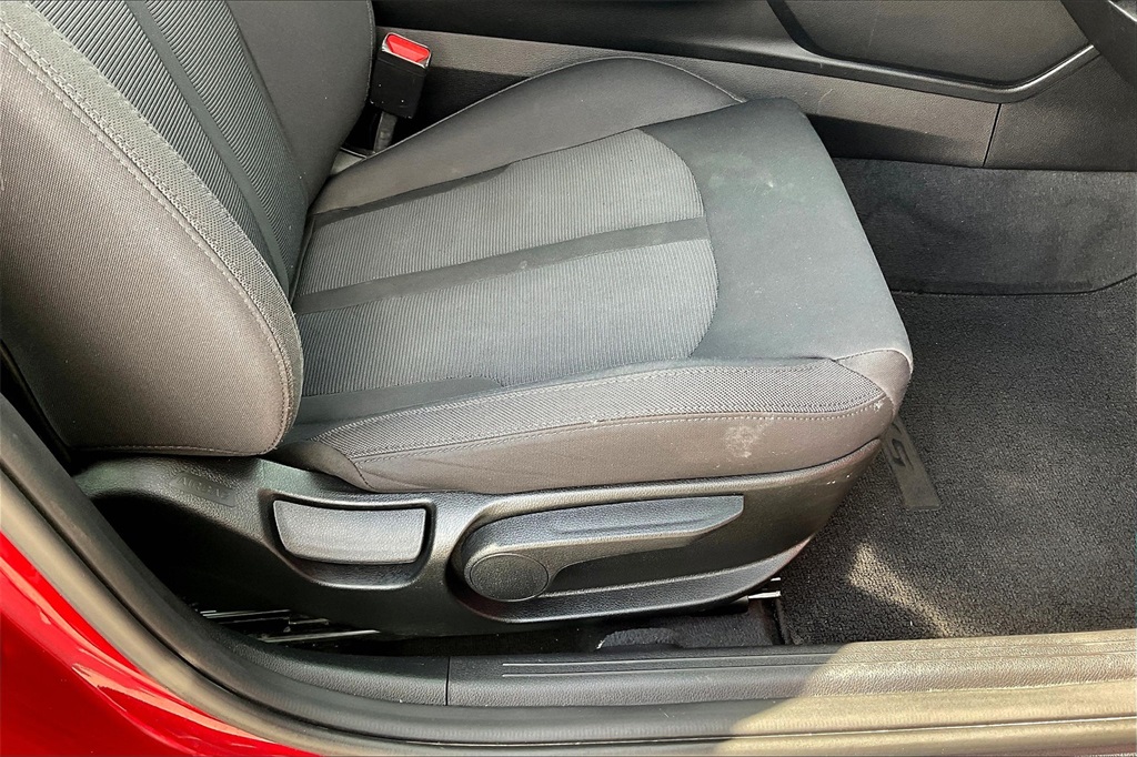 2021 Kia K5 LXS - Photo 34