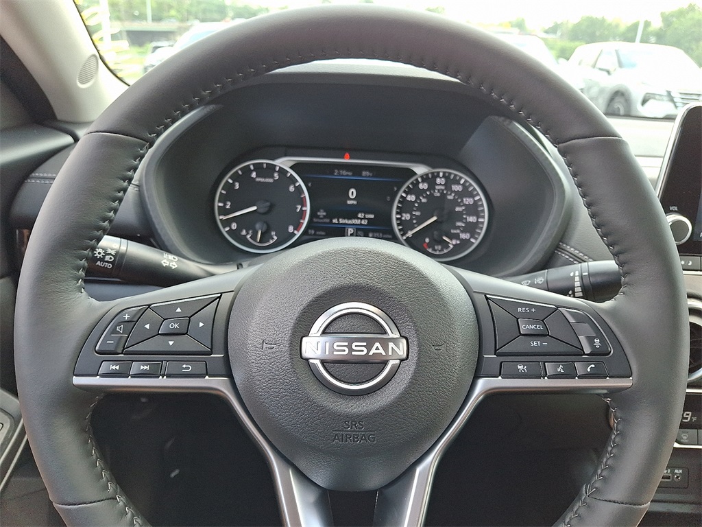 2025 Nissan Sentra SV - Photo 14