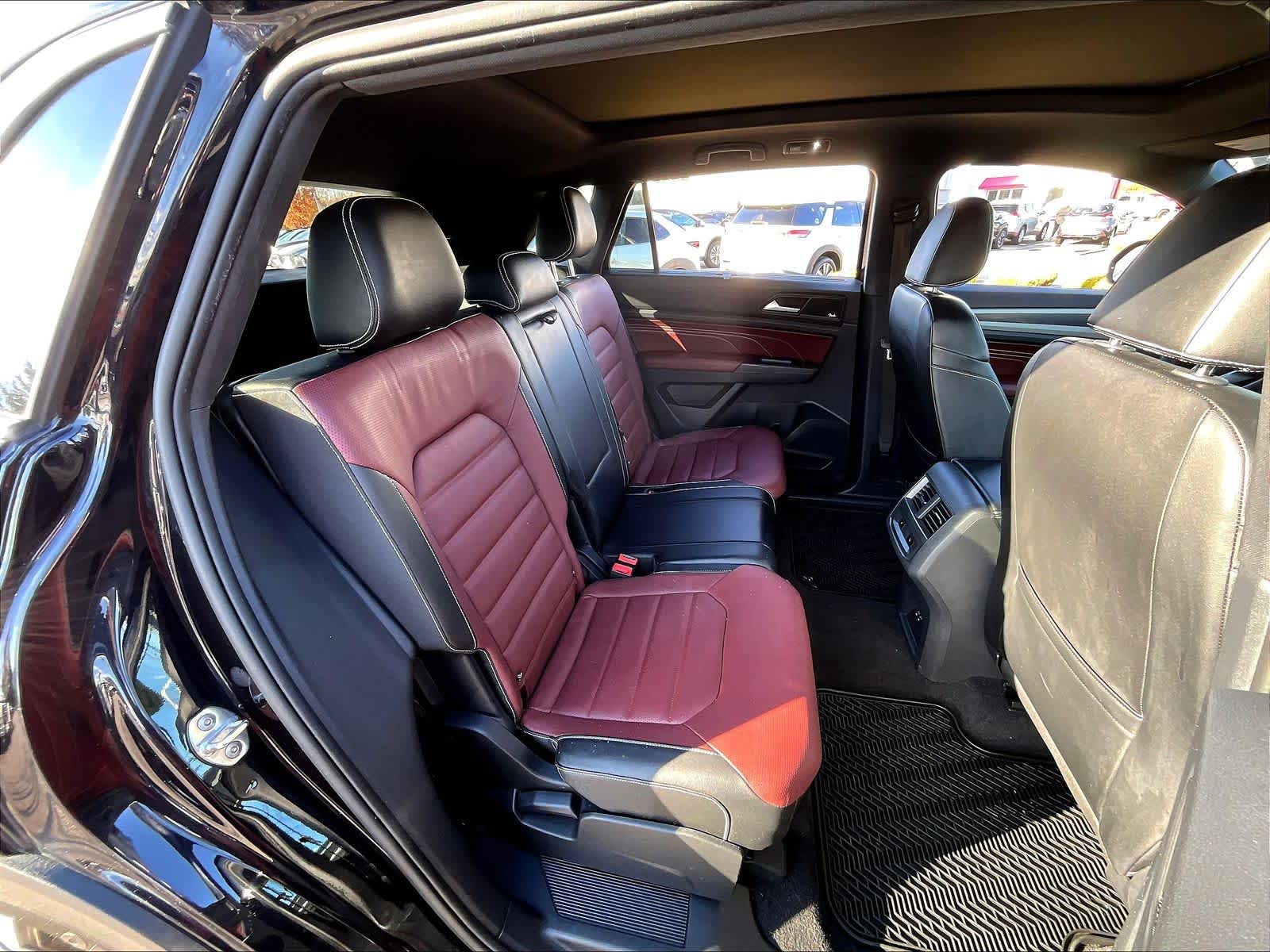 2021 Volkswagen Atlas Cross Sport 3.6L V6 SEL Premium - Photo 16