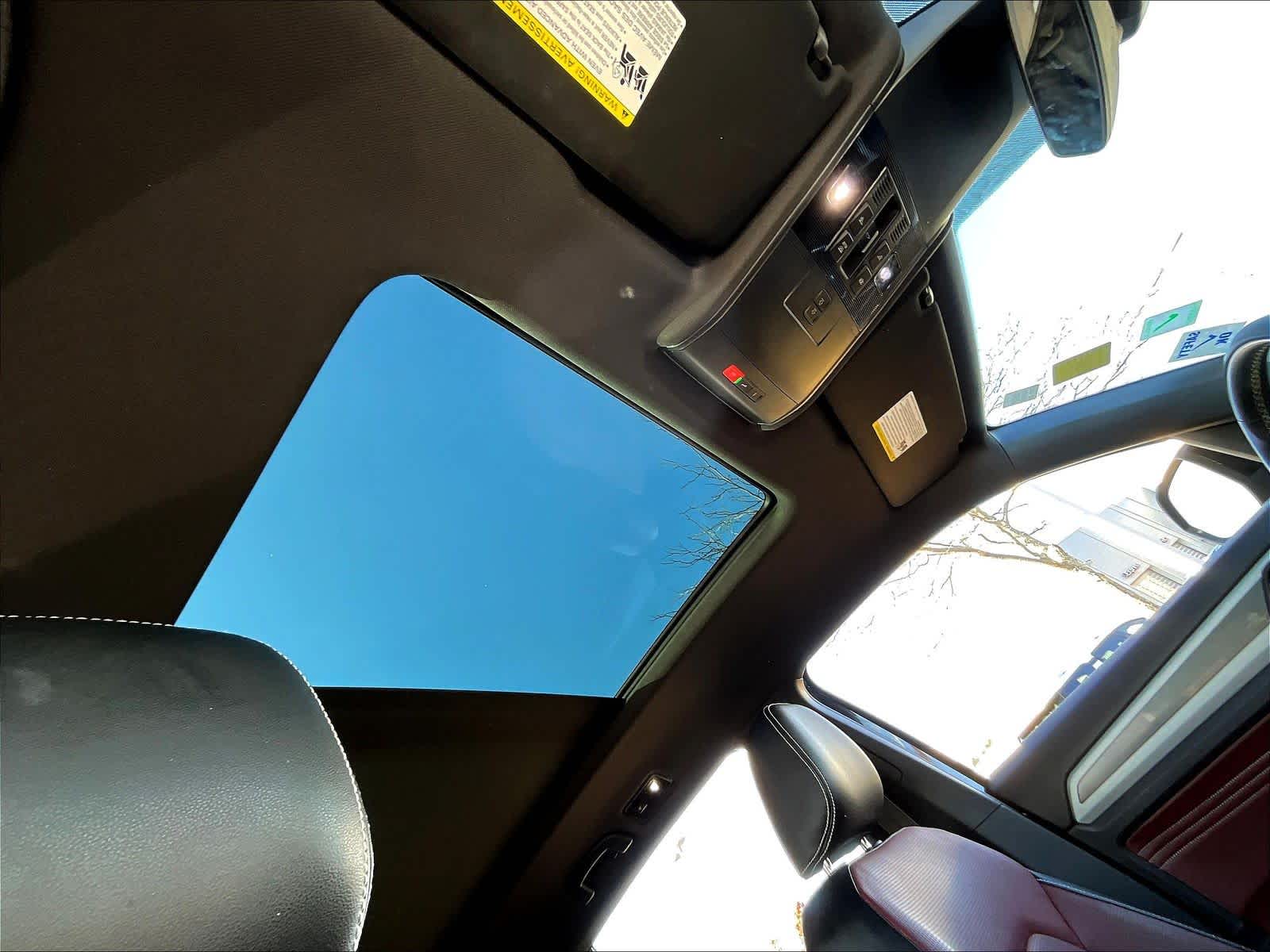 2021 Volkswagen Atlas Cross Sport 3.6L V6 SEL Premium - Photo 22