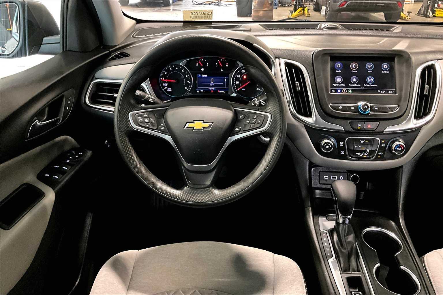 2022 Chevrolet Equinox LS - Photo 18