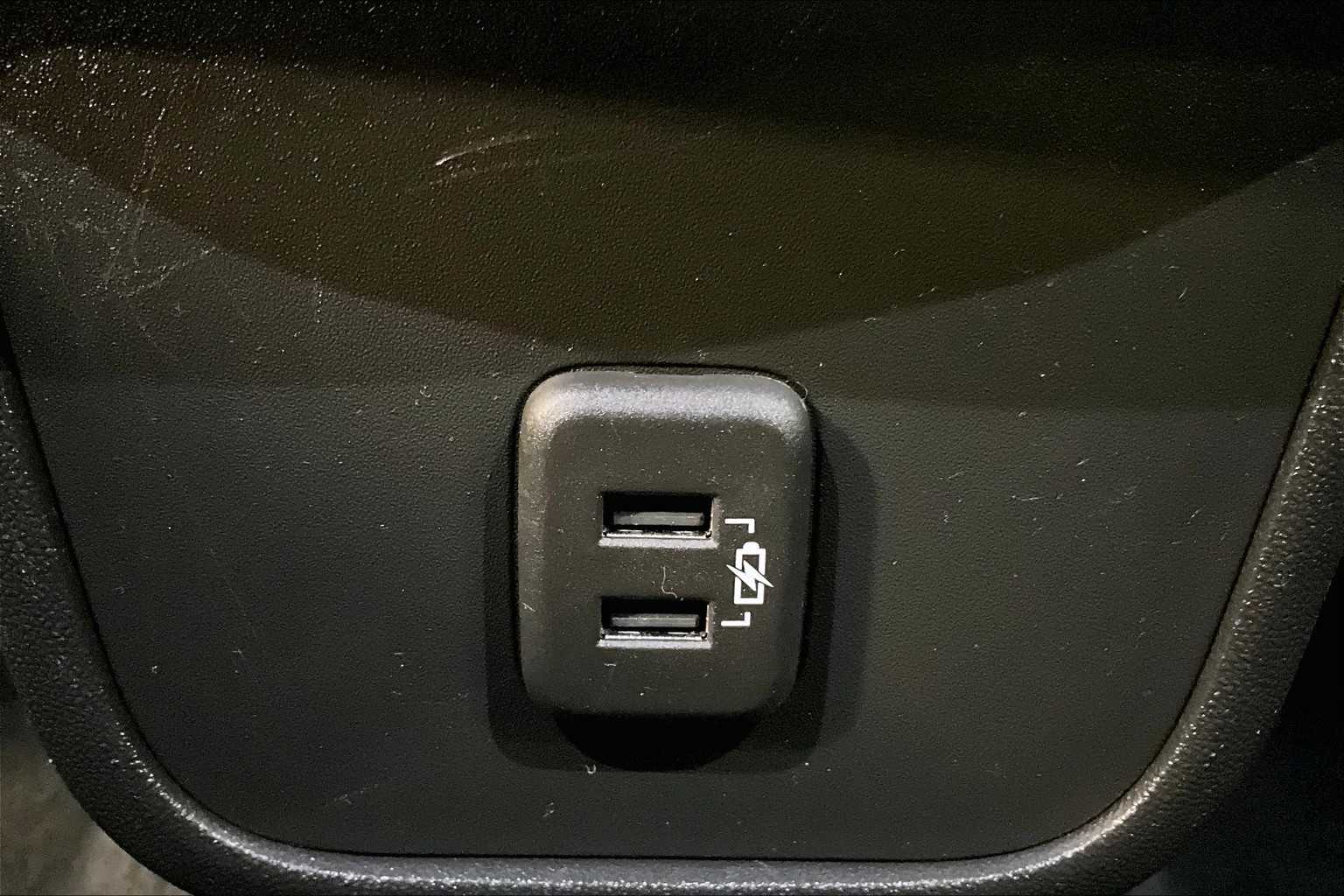 2022 Chevrolet Equinox LS - Photo 28