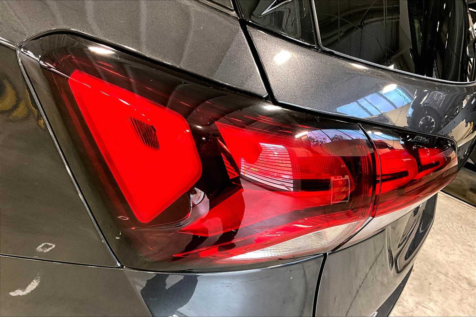 2022 Chevrolet Equinox LS - Photo 35
