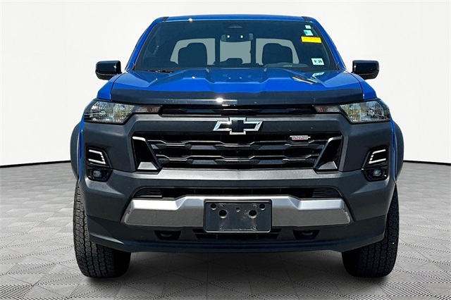 2024 Chevrolet Colorado Trail Boss - Photo 2