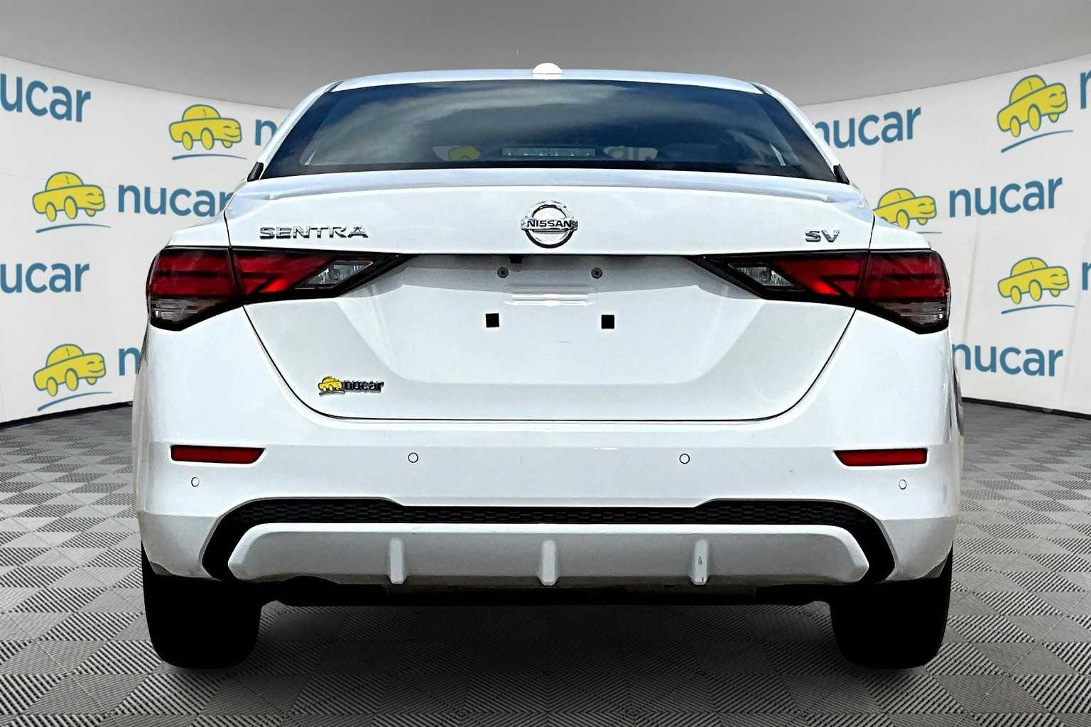 2022 Nissan Sentra SV - Photo 5