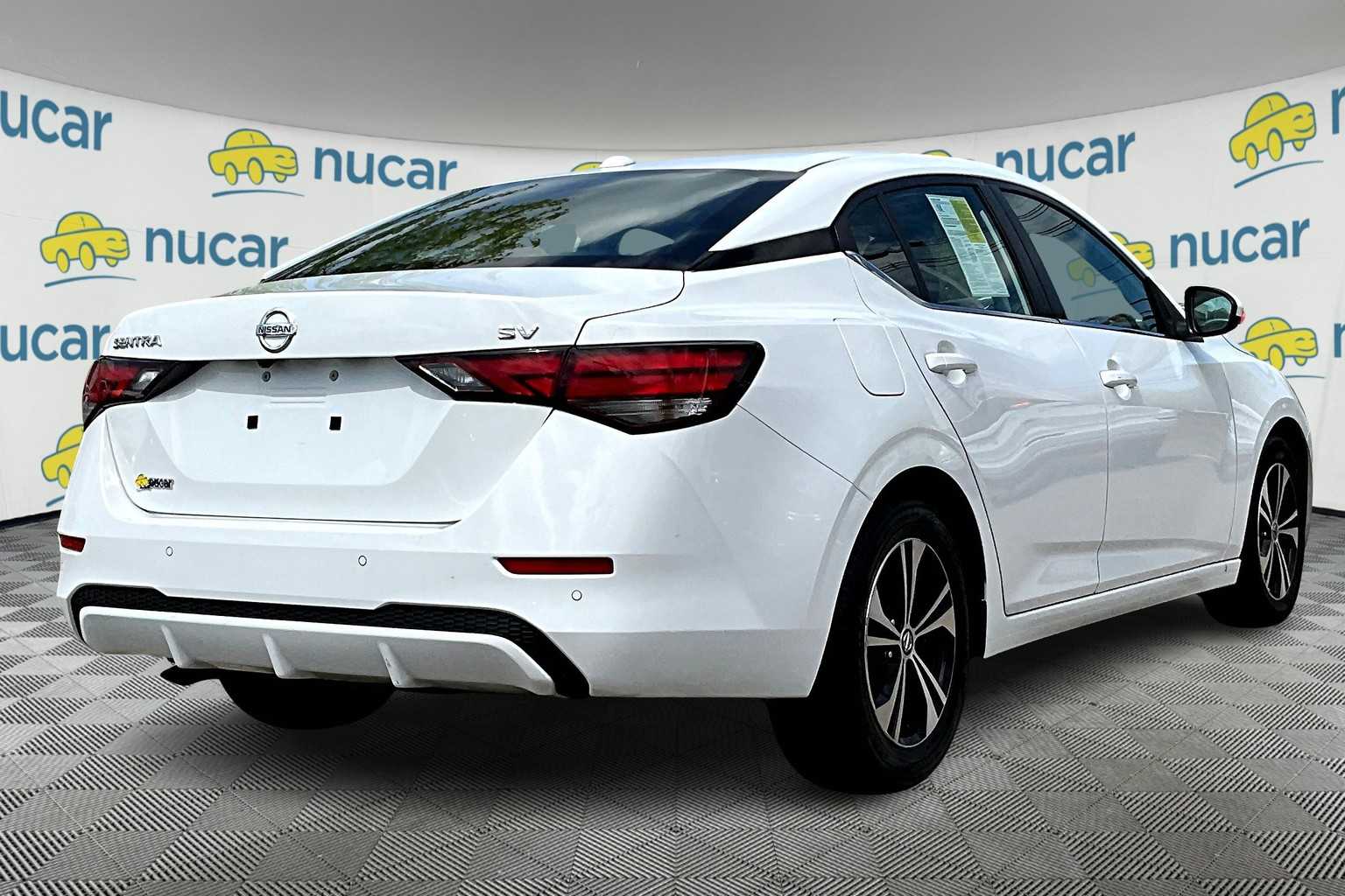2022 Nissan Sentra SV - Photo 6