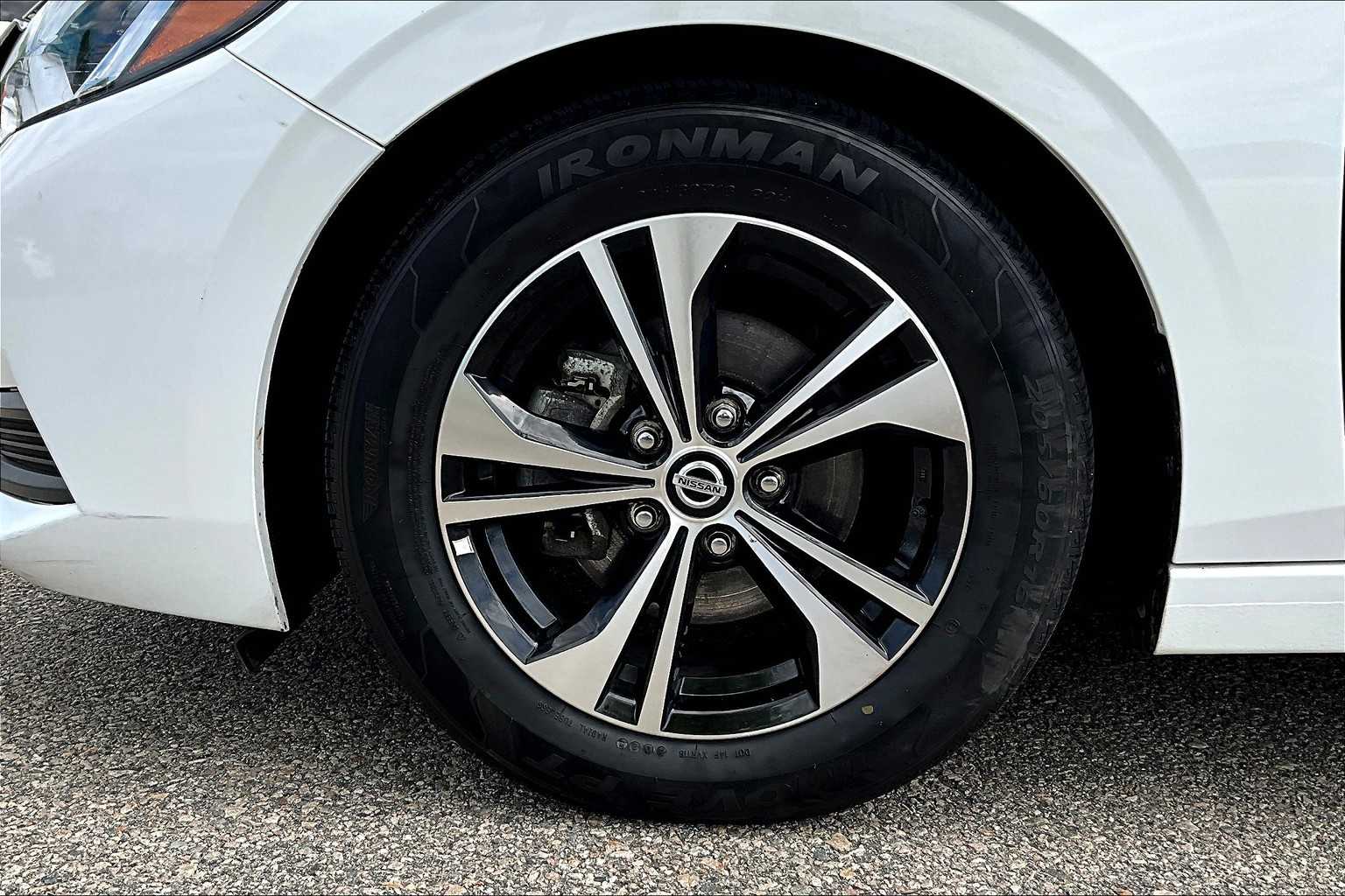 2022 Nissan Sentra SV - Photo 7