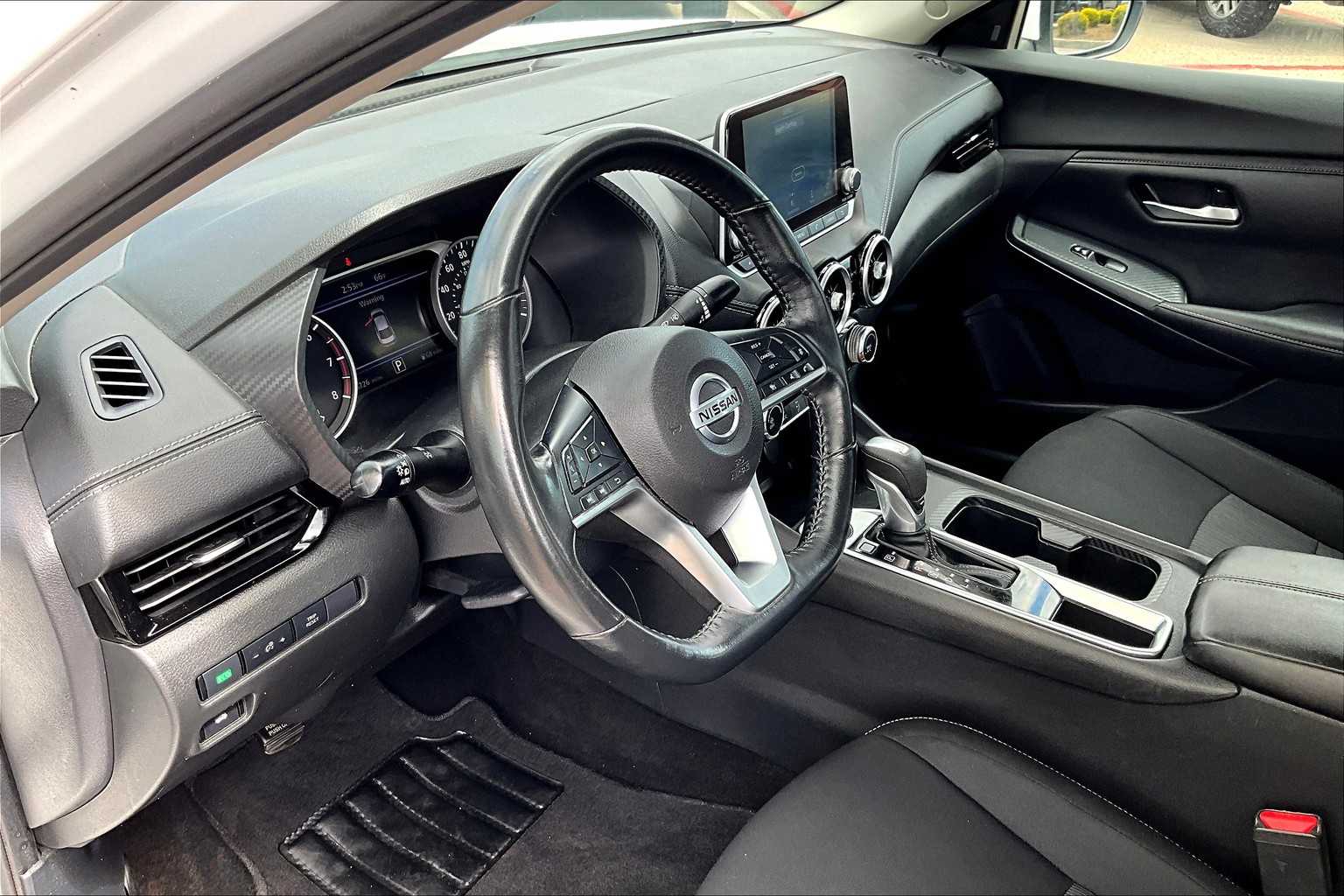 2022 Nissan Sentra SV - Photo 8