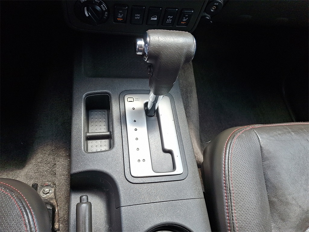 2010 Nissan Frontier PRO-4X - Photo 16