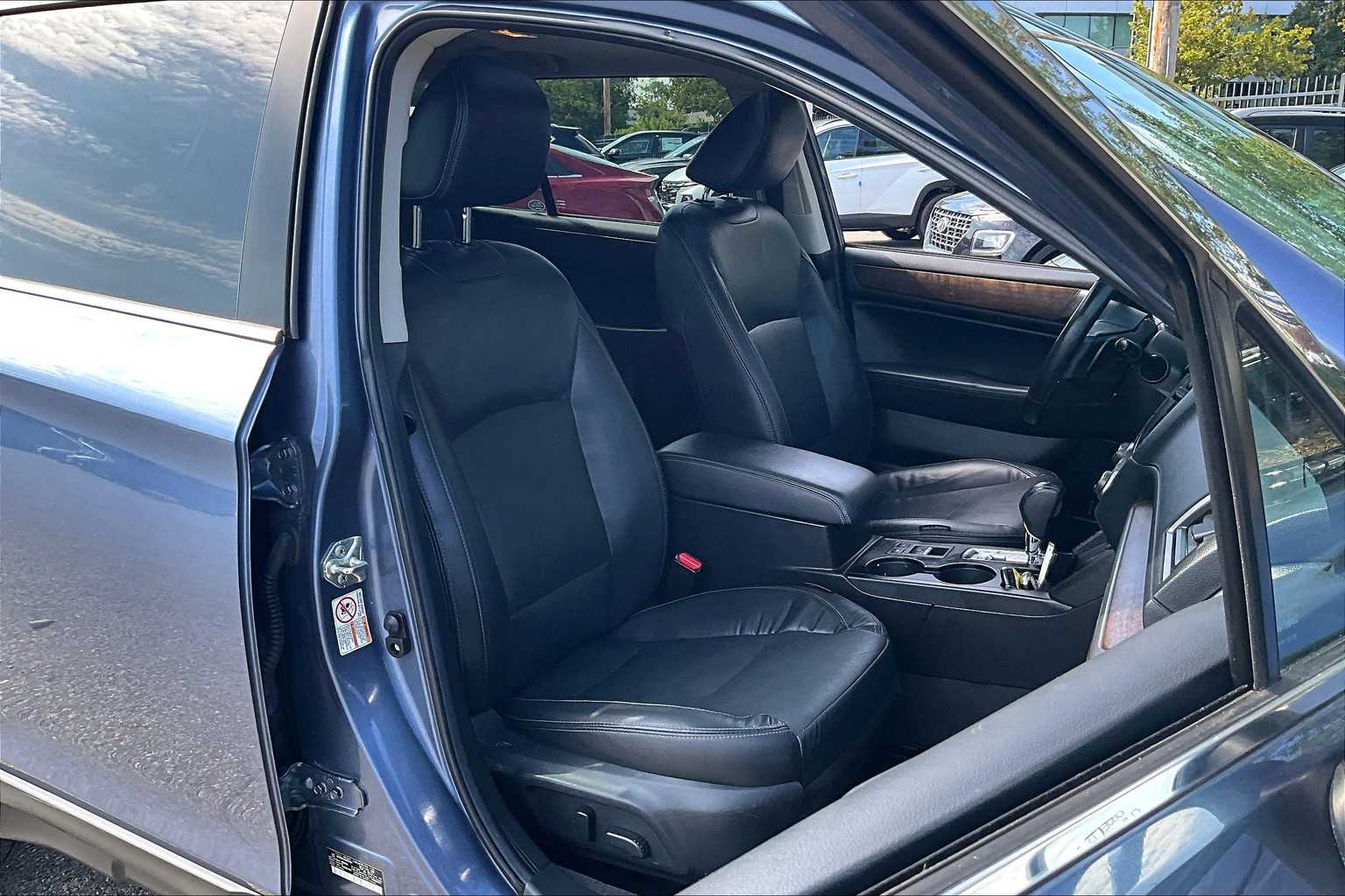 2016 Subaru Outback 2.5i Limited - Photo 11