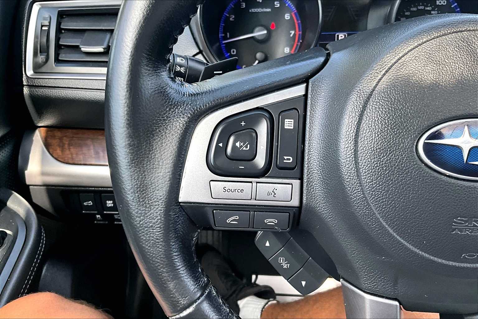2016 Subaru Outback 2.5i Limited - Photo 23