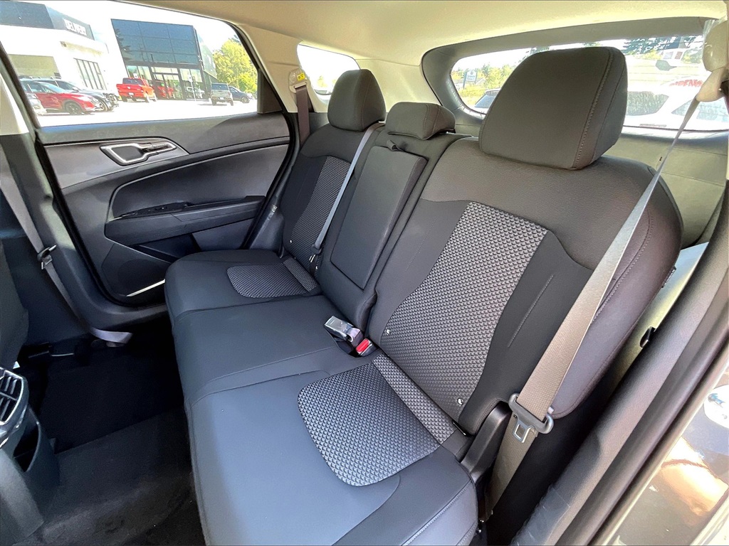 2025 Kia Sportage Hybrid LX - Photo 15