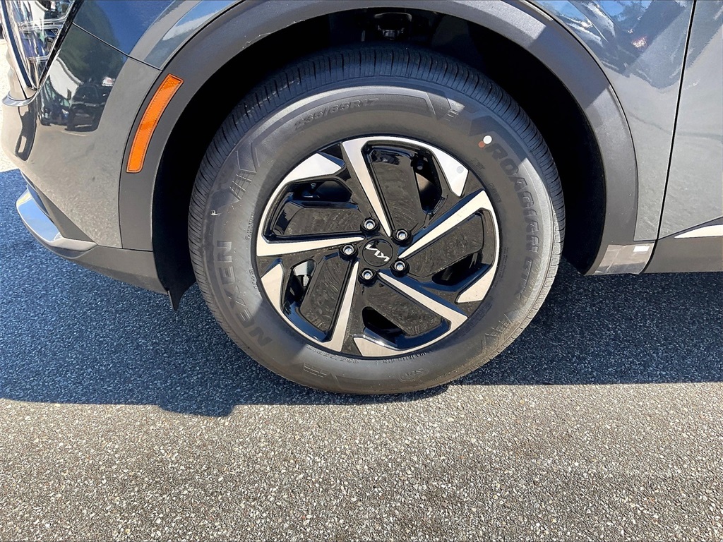 2025 Kia Sportage Hybrid LX - Photo 8