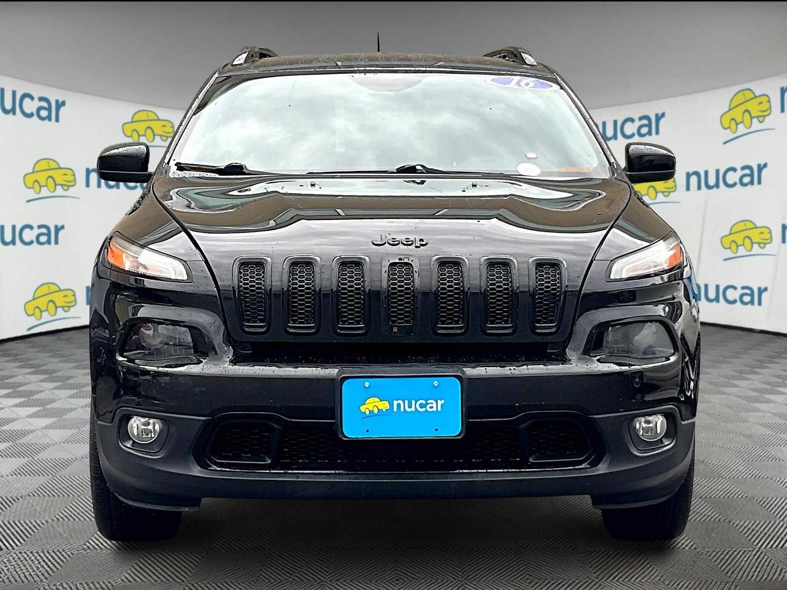 2016 Jeep Cherokee Altitude - Photo 2