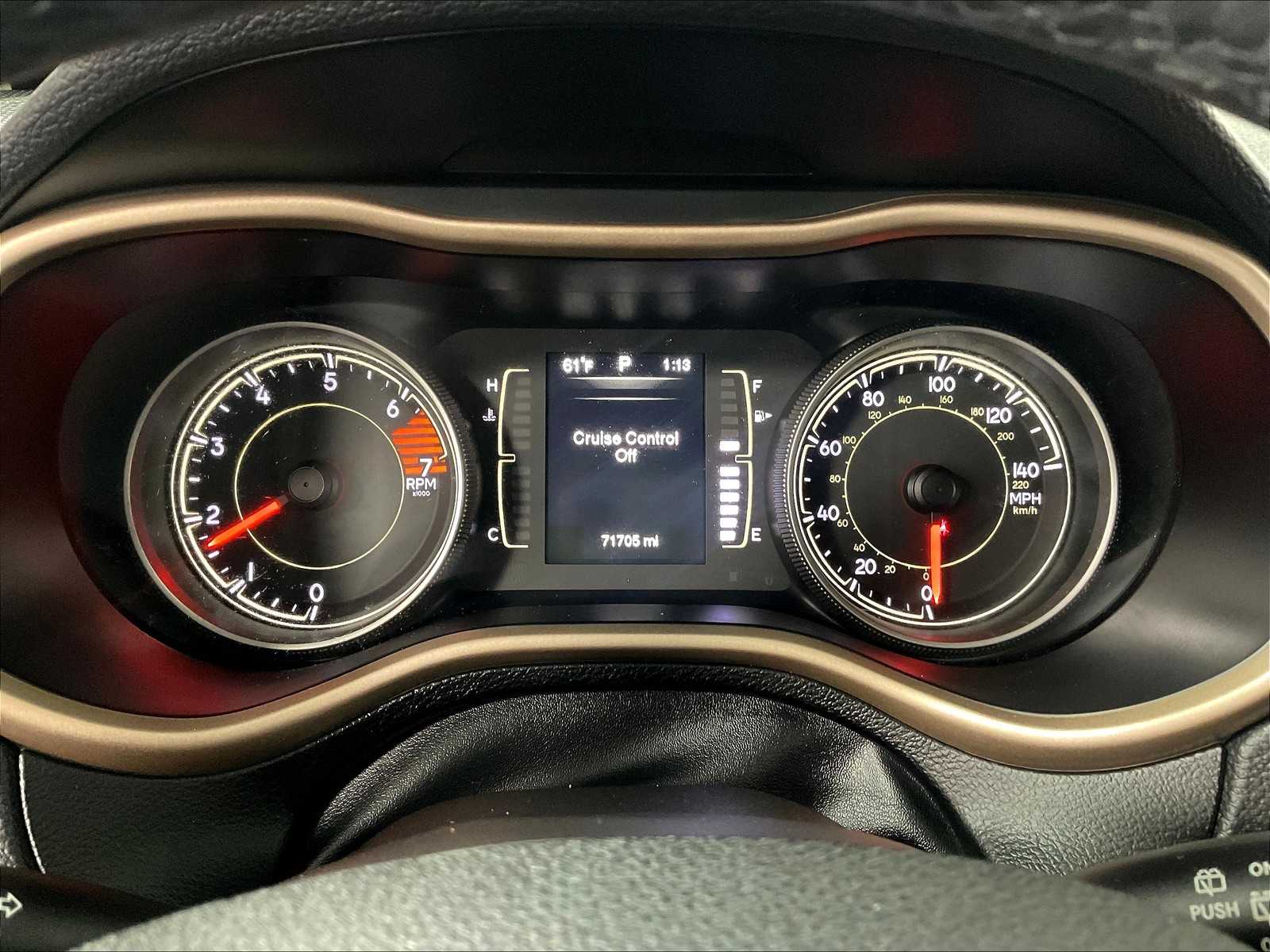2016 Jeep Cherokee Altitude - Photo 25