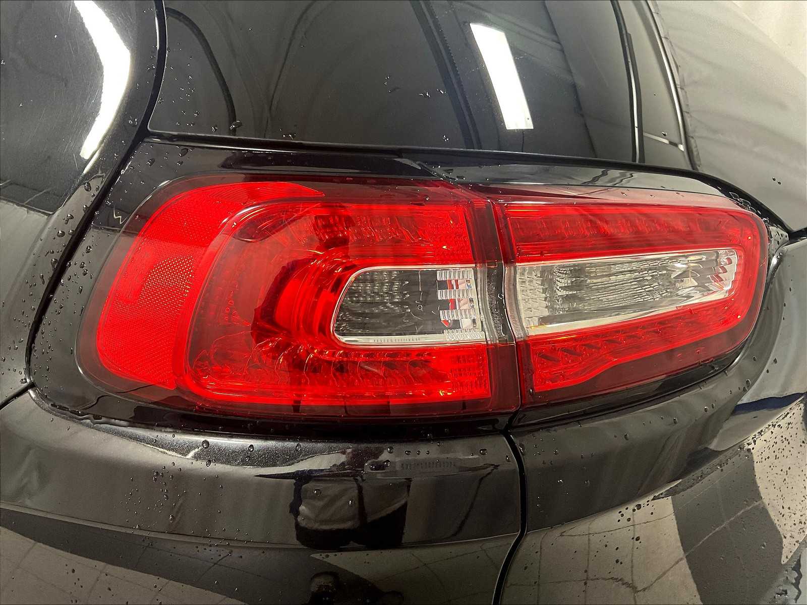 2016 Jeep Cherokee Altitude - Photo 33