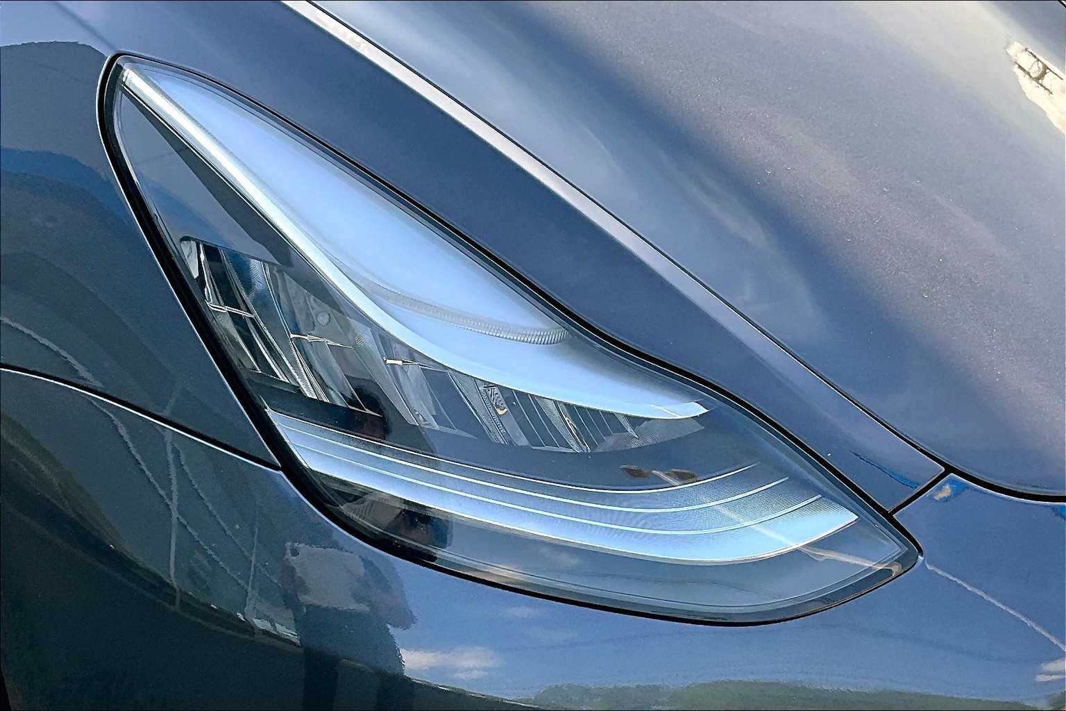 2020 Tesla Model 3 Long Range - Photo 30