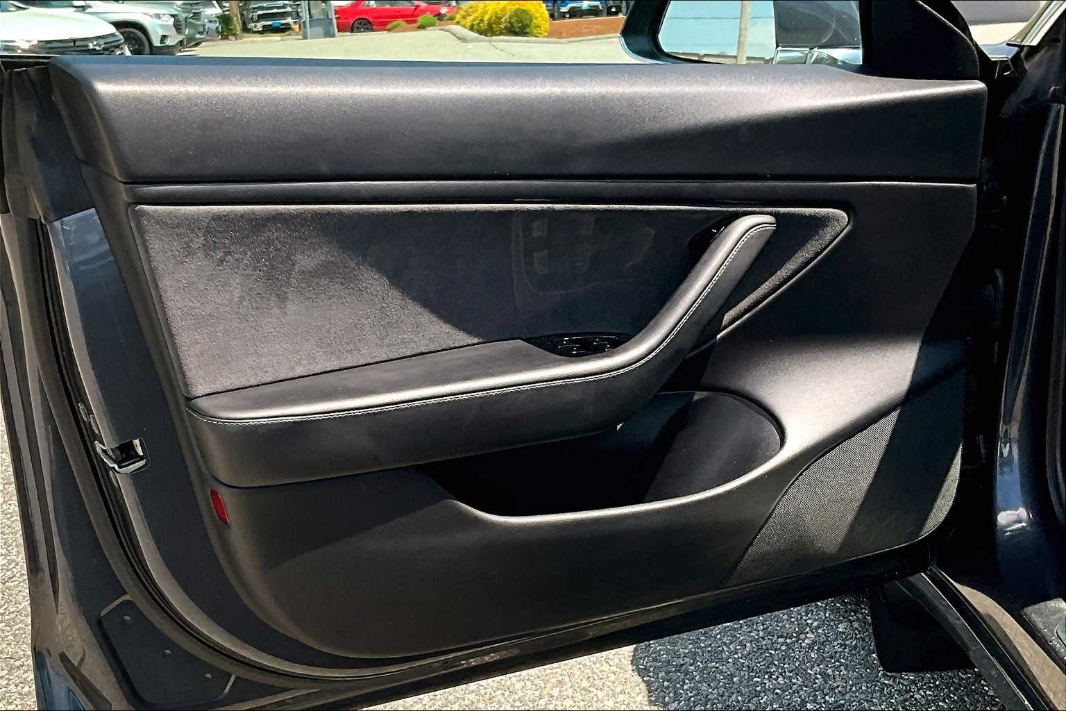 2020 Tesla Model 3 Long Range - Photo 9