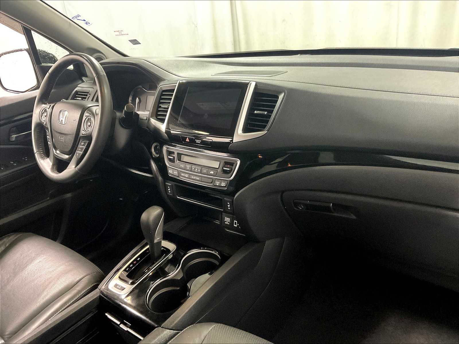 2019 Honda Ridgeline RTL-E - Photo 14