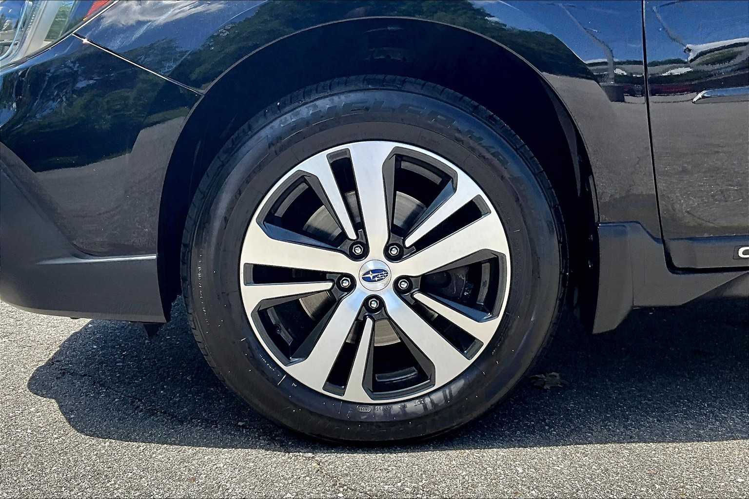 2018 Subaru Outback Limited - Photo 7
