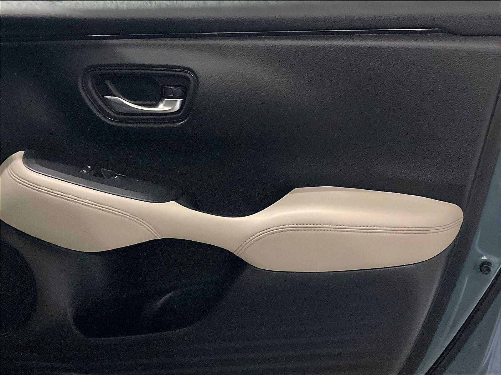 2023 Honda HR-V LX - Photo 12