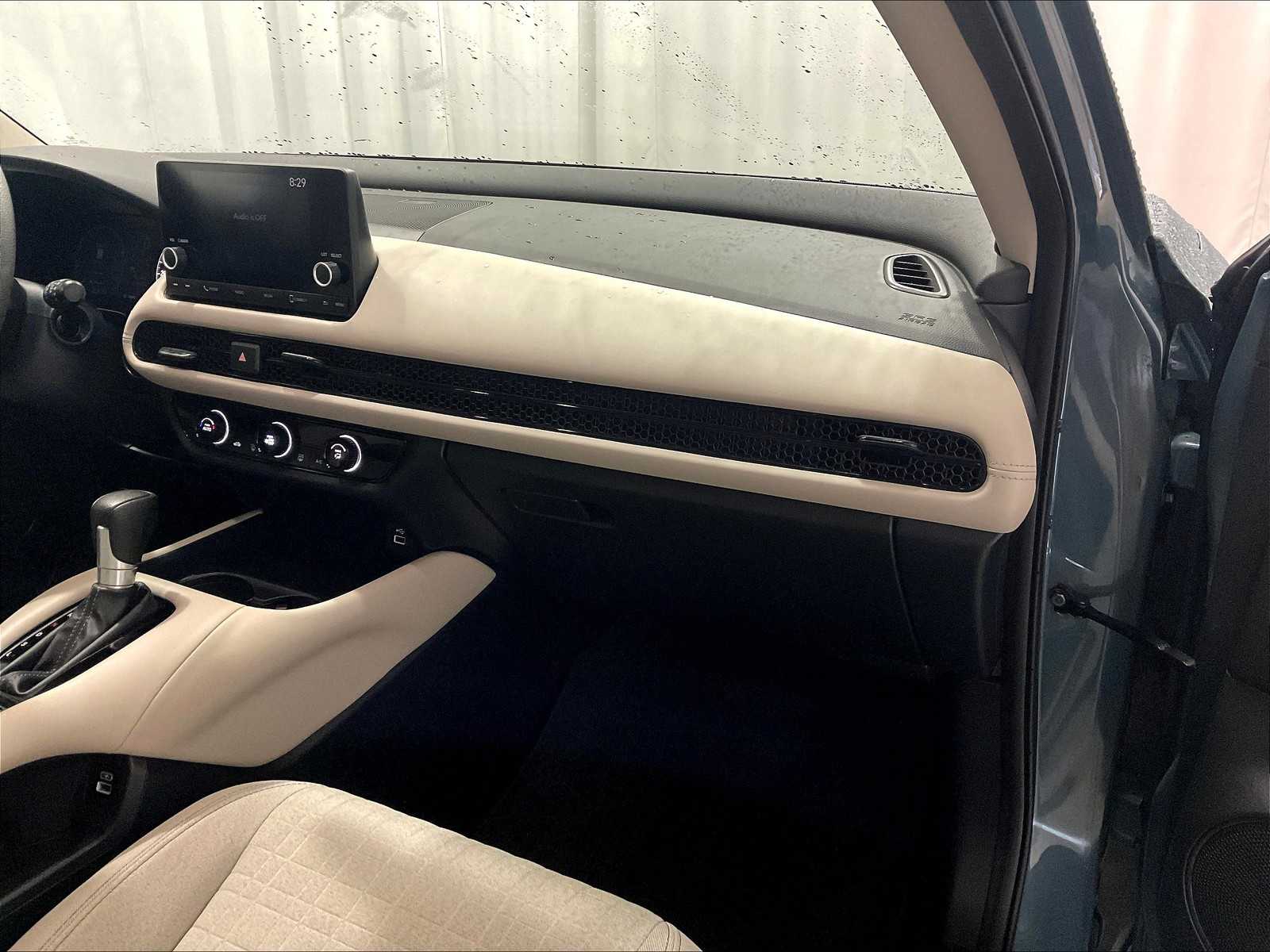 2023 Honda HR-V LX - Photo 13
