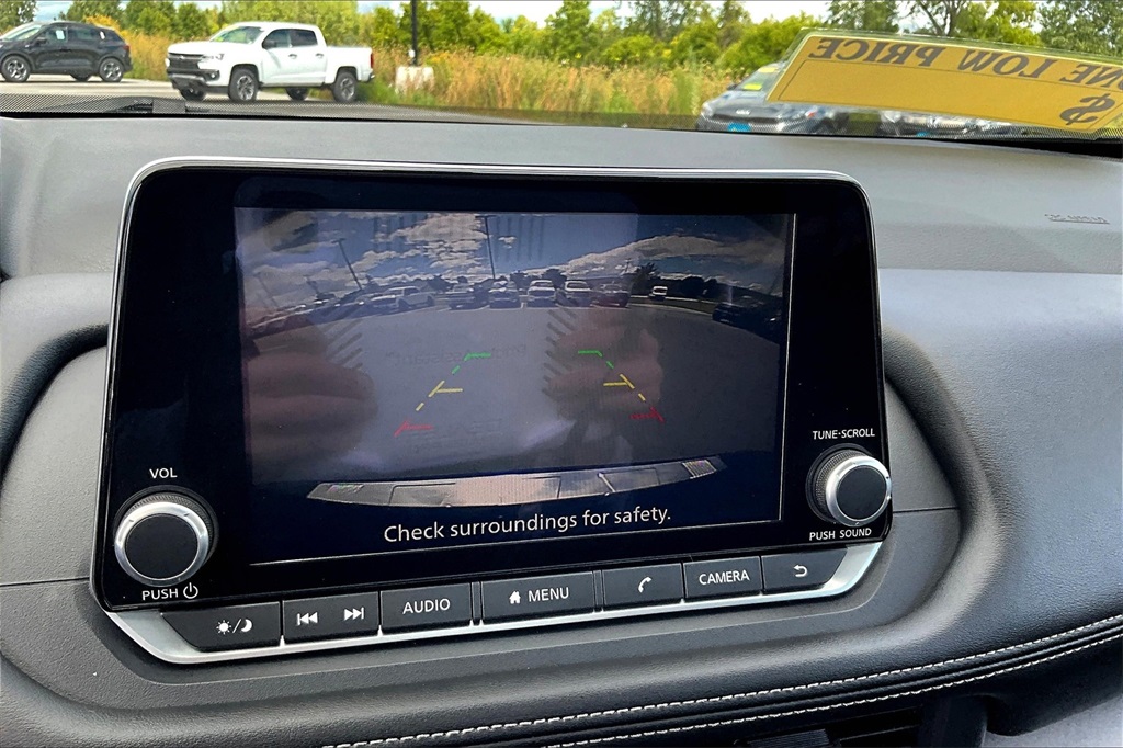 2024 Nissan Rogue SV - Photo 19