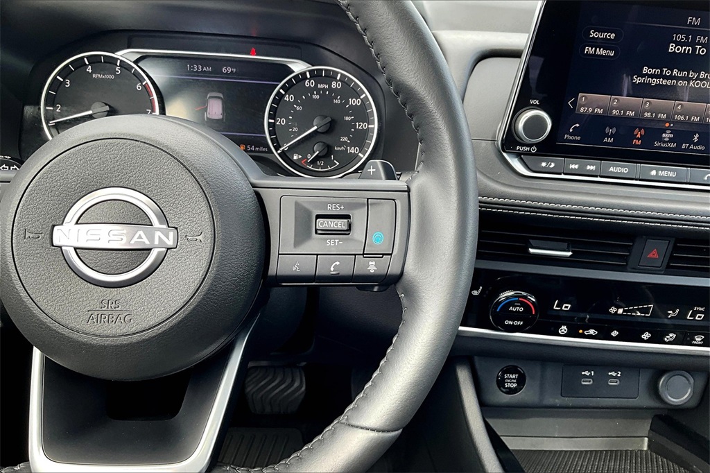 2024 Nissan Rogue SV - Photo 24
