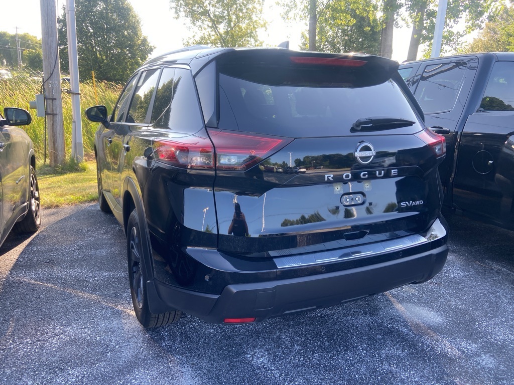 2024 Nissan Rogue SV - Photo 3