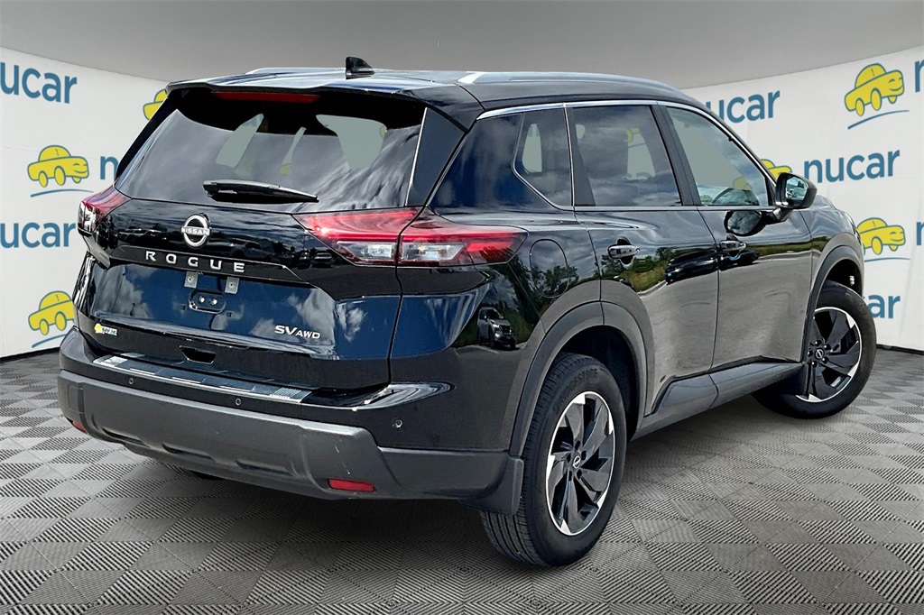 2024 Nissan Rogue SV - Photo 6