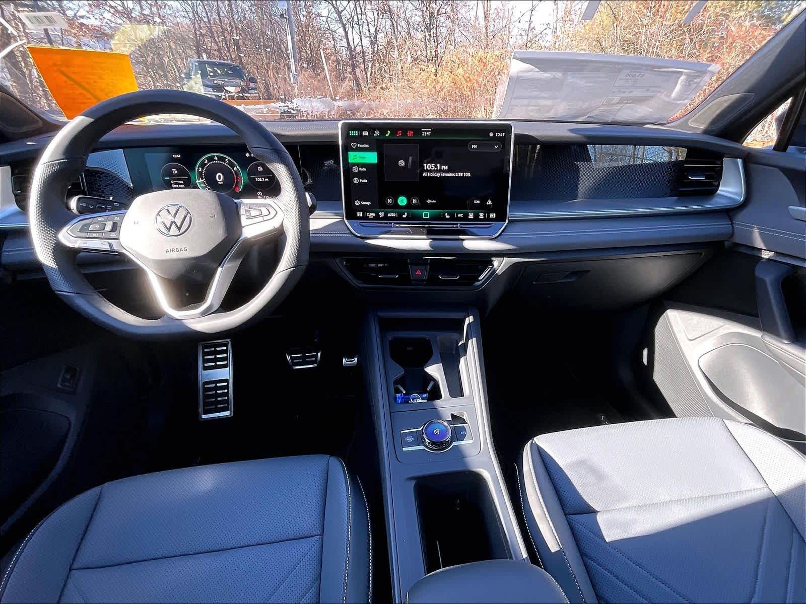 2026 Volkswagen Tiguan SE R-Line Black - Photo 12