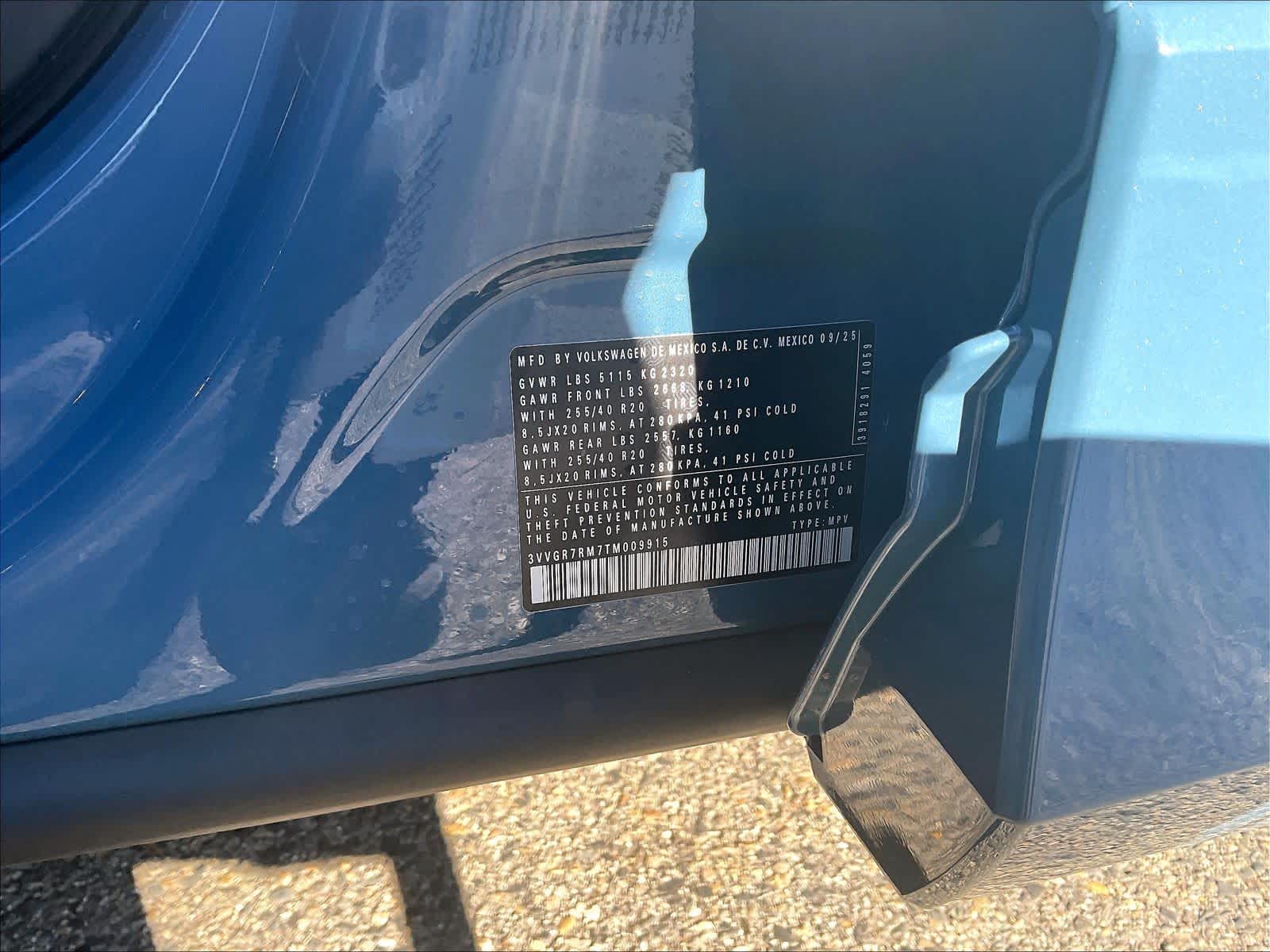 2026 Volkswagen Tiguan SE R-Line Black - Photo 17