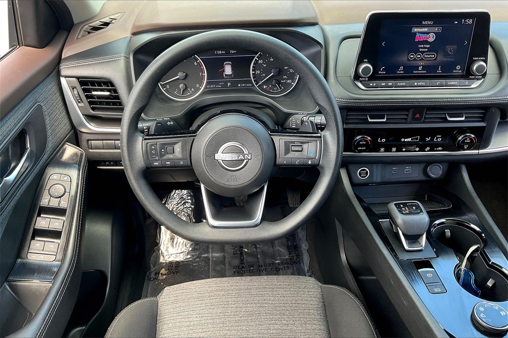 2023 Nissan Rogue SV - Photo 16