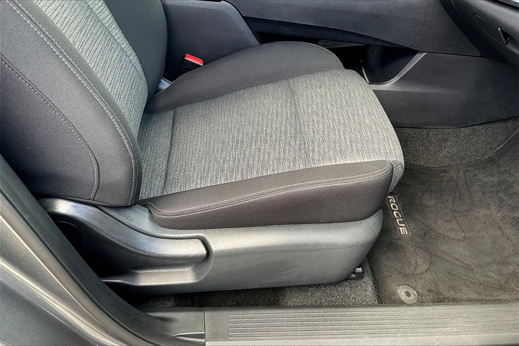 2023 Nissan Rogue SV - Photo 36