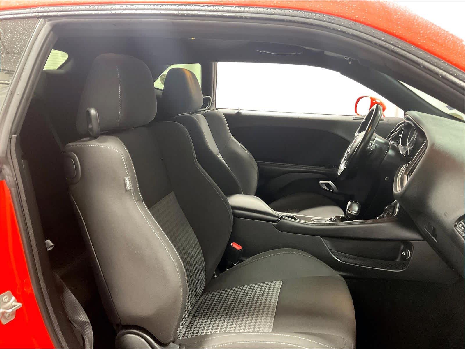 2022 Dodge Challenger R/T - Photo 11