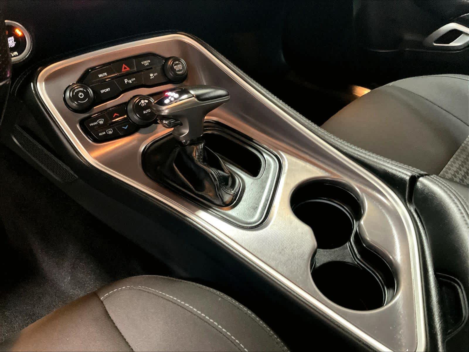 2022 Dodge Challenger R/T - Photo 20