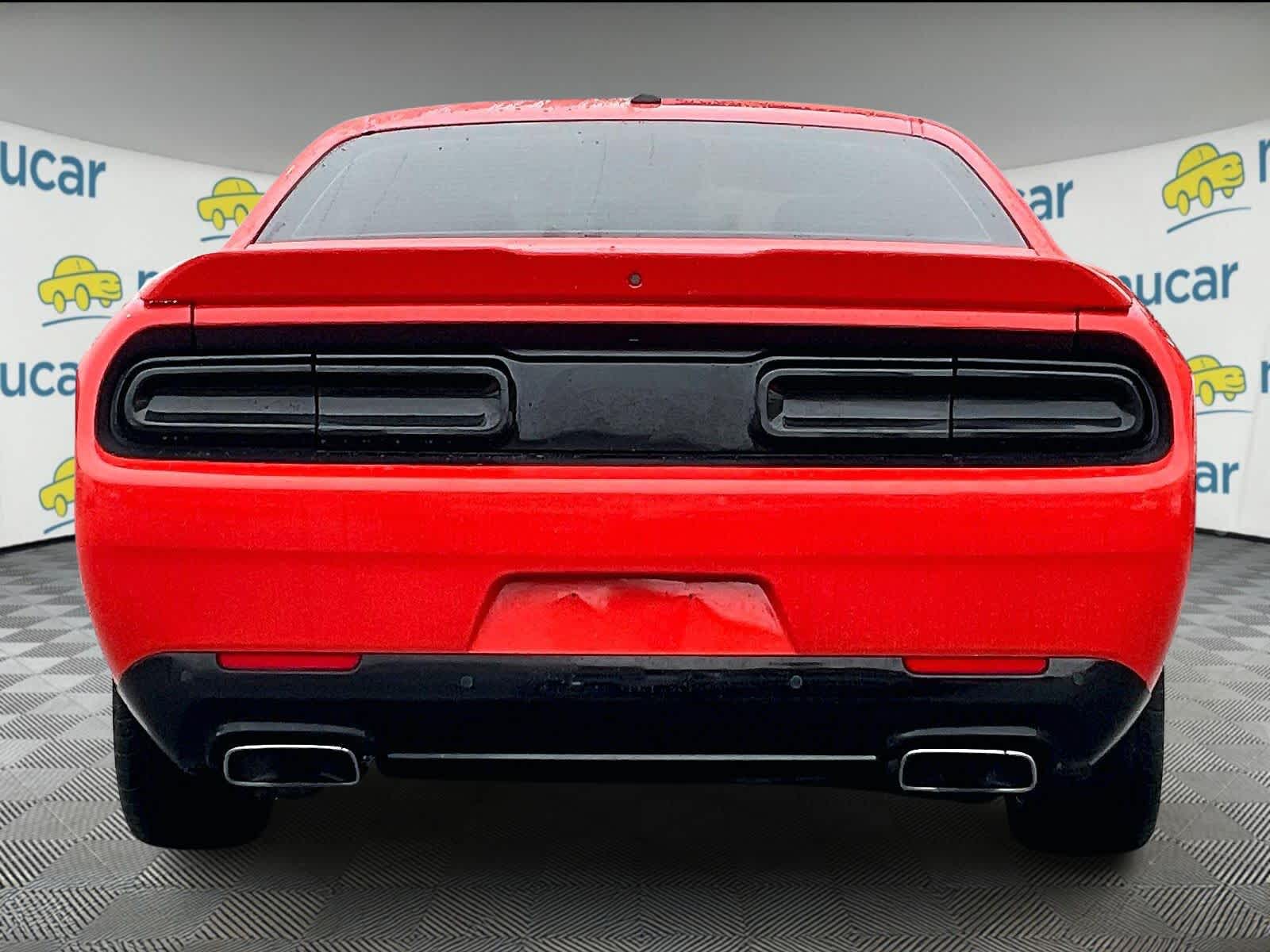 2022 Dodge Challenger R/T - Photo 5