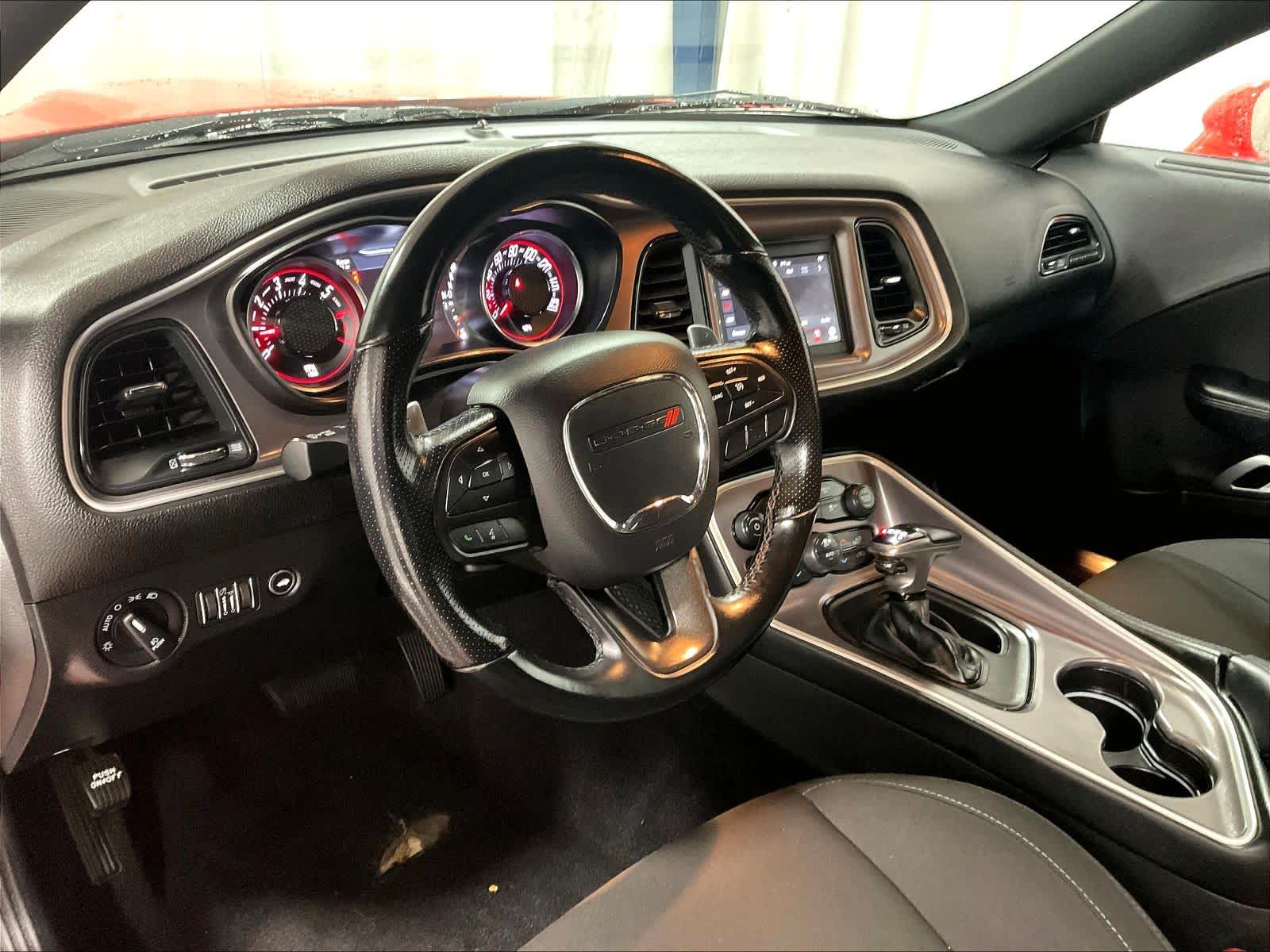 2022 Dodge Challenger R/T - Photo 8