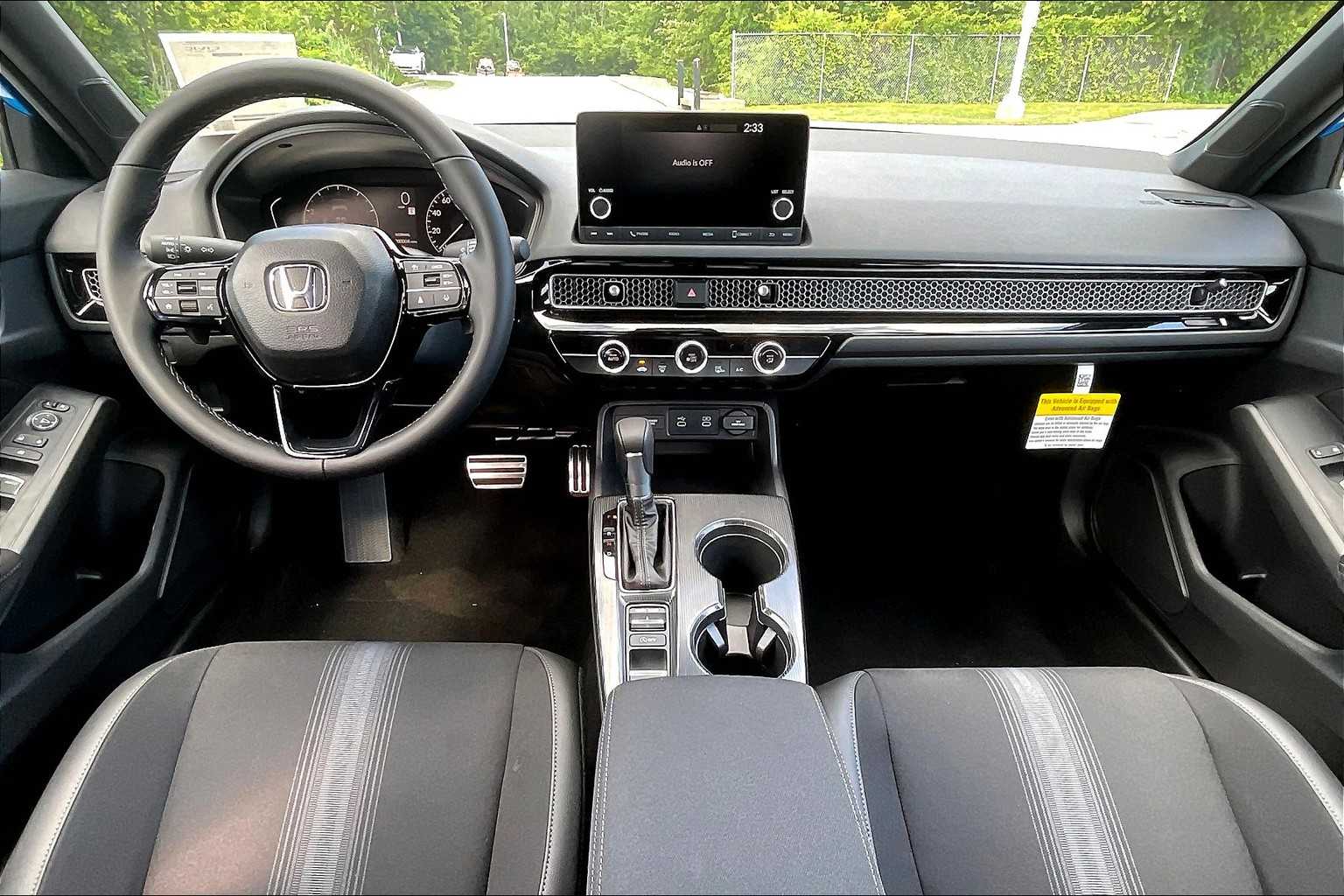 2025 Honda Civic Hatchback Sport - Photo 12