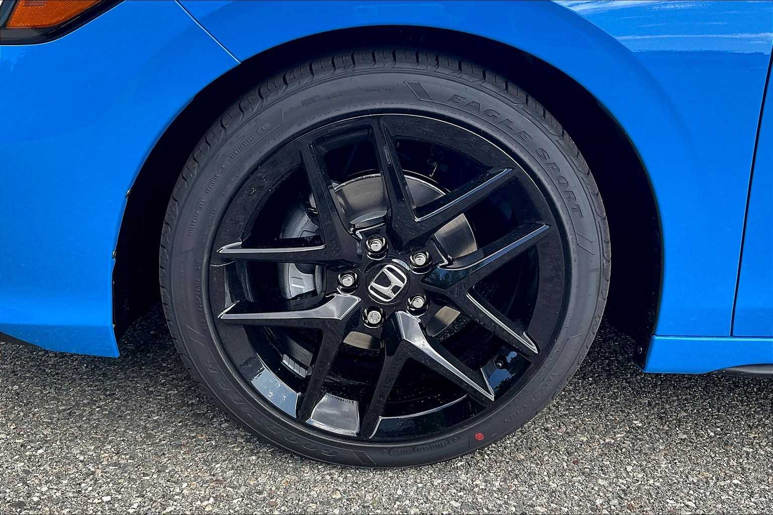 2025 Honda Civic Hatchback Sport - Photo 8