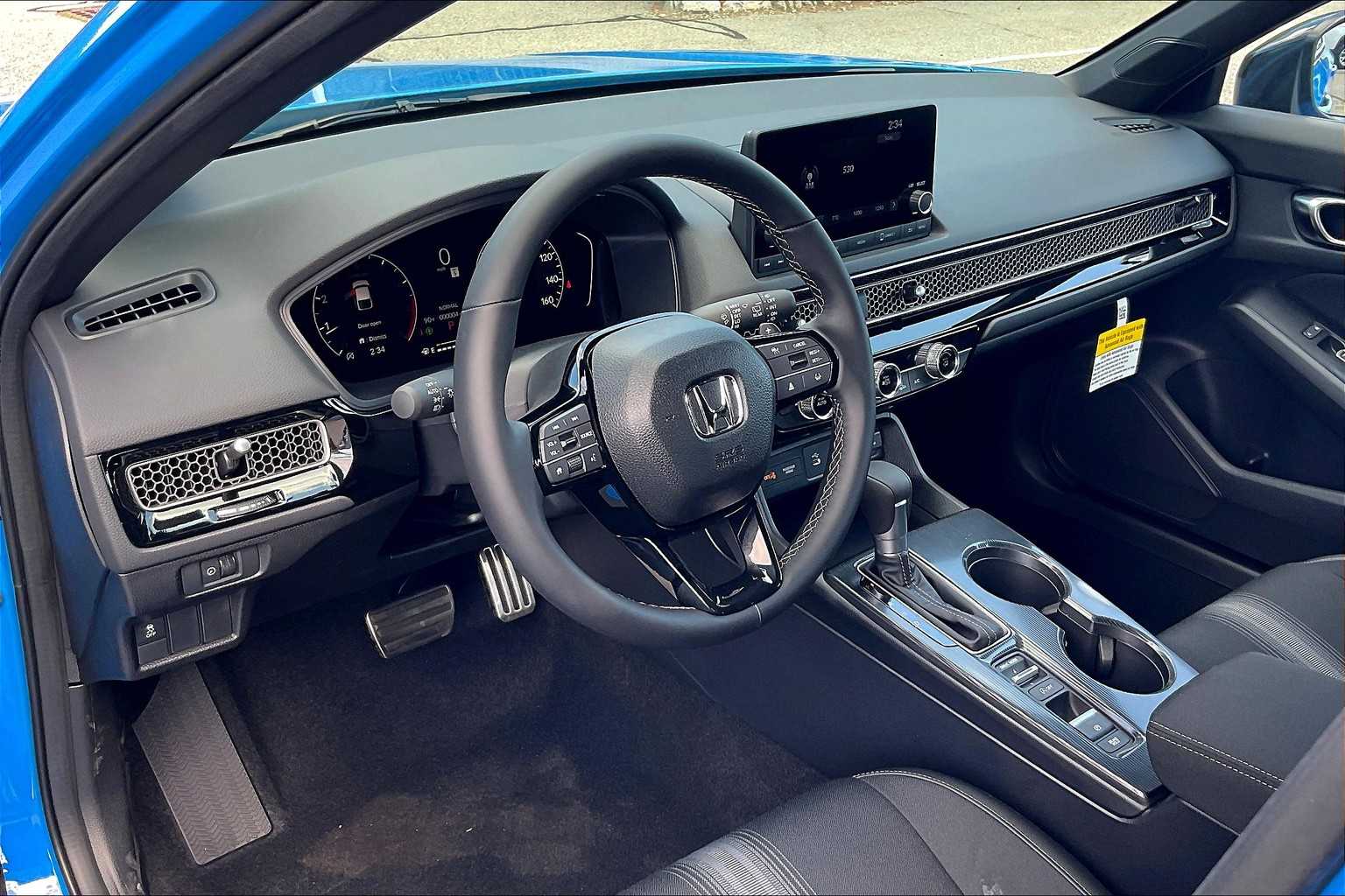 2025 Honda Civic Hatchback Sport - Photo 9